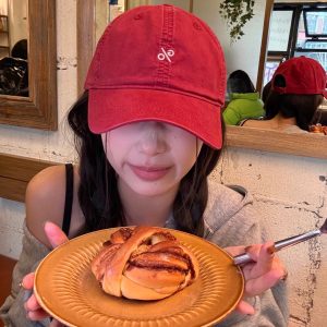 Mẫu mũ mỏ vịt G/O M002 Teezy Gravity